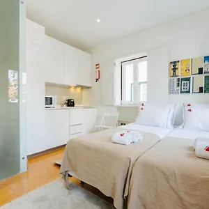 Rent4rest Downtown Tiny Lisbon